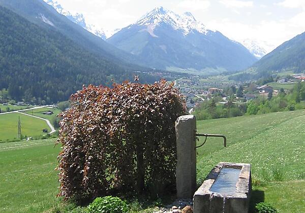 Brunnen mit Panoramablick