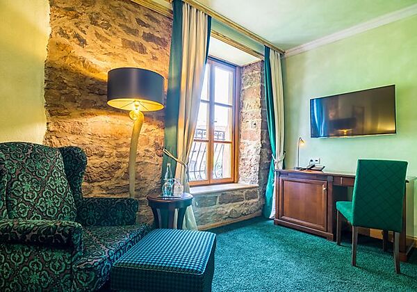 Schlosshotel Weyberhöfe