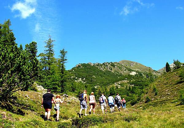 Wöchentlich geführte Wanderungen