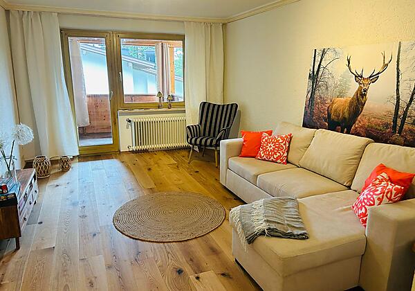 73e6ea5c-8df3-465d-b7b1-9e0a26bab704