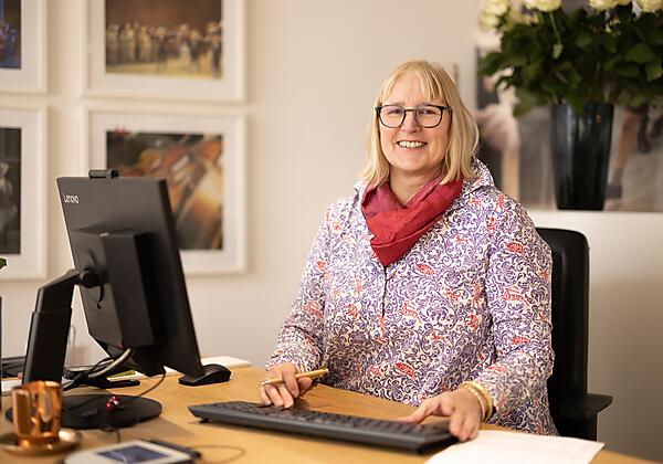 Hotel Goldgasse_Frau Koller_by-Michael-Groessinger