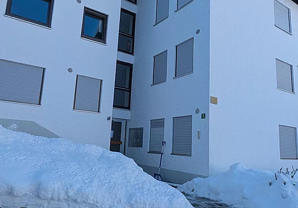 PXL_20251128_094206606
