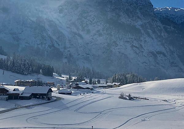 AF4D2966-0A5B-4900-AEBC-D6D01BAFE040