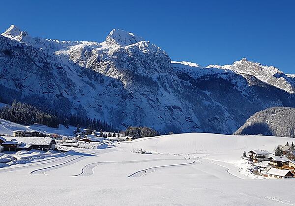 4E6356AD-6EAC-4FAC-9713-0286F11F2C55