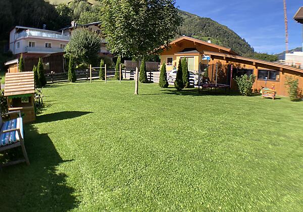 Grote tuin van Haus Standlgut in Rauris