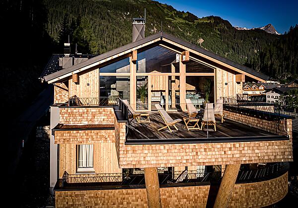 DJI_20230612064506_0020_D