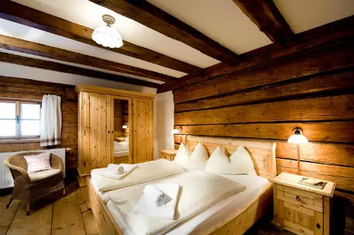 Ein Schlafzimmer im Stoffngut in Tweng