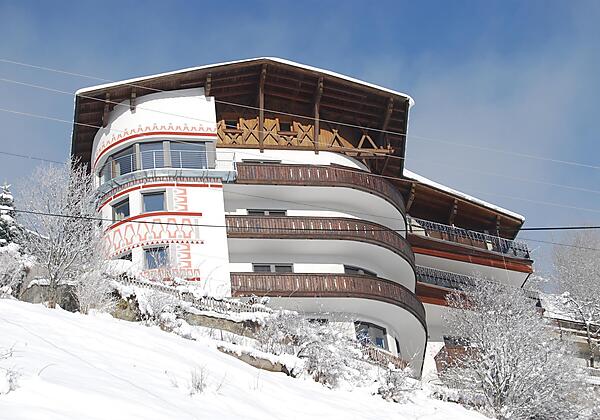 Apart Stotter im Winter