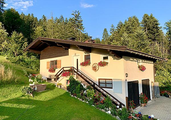 D3E2D7B7-12A3-417F-B1F2-19DF3613960D