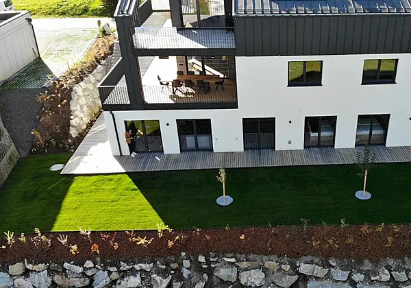 Tanners Chalet im Sommer