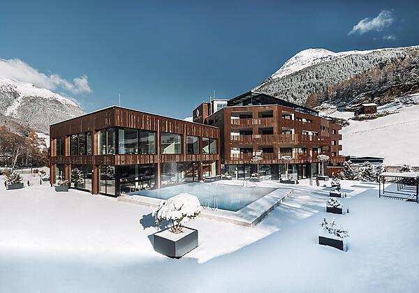 All-Suite-Designhotel-und-resort-im-oetztal -the-s
