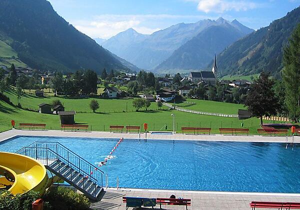 Schwimmbad - Sonnblickbad