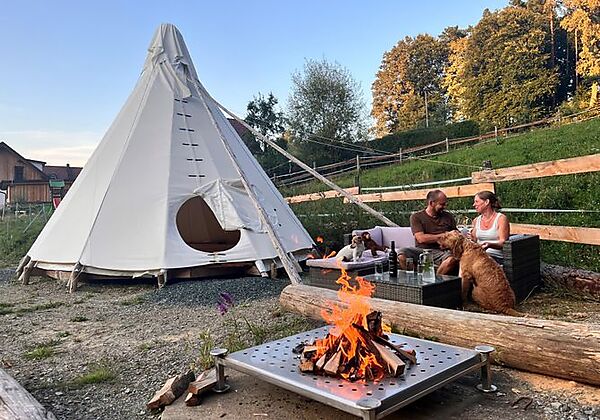 Tipi-Glamping am Gut Kunterbunt