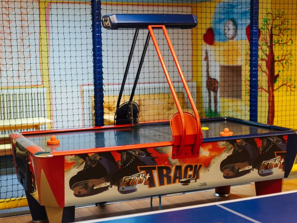 tischtennis-spieljpg.jpg