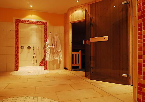 Wellnessbereich - Saunakabinen