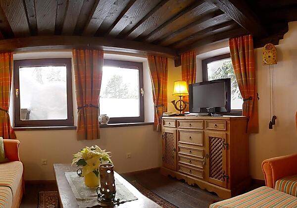 Lärchentroadkastn - Wohnzimmer