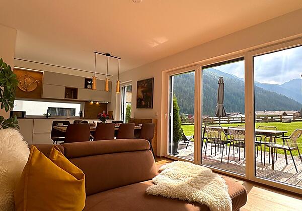 7aa13cd4-961f-4af6-b691-44f5e143de98