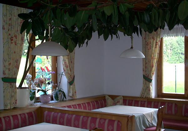 der gemütliche Frühstücksraum