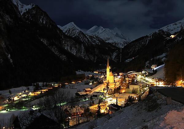 Heiligenblut by night