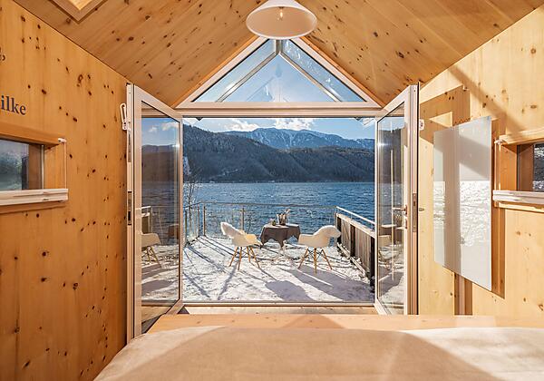 Biwak unter den Sternen. Rifugio sotto le stelle._