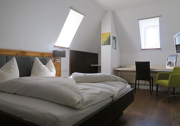 DZ_Maisonette_Schreibtisch_204