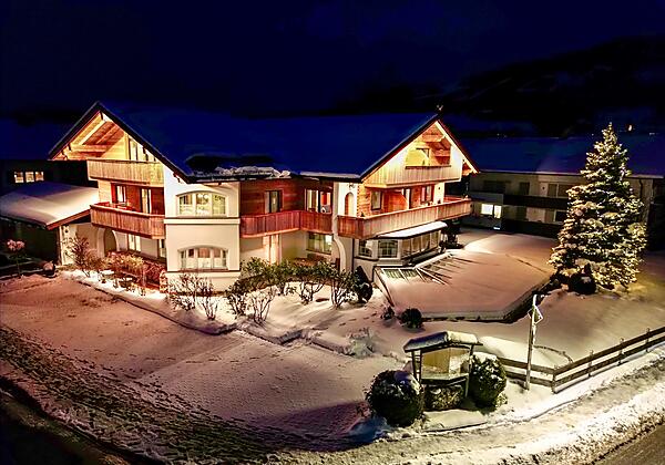 Allgäu Residenz Winter Nacht