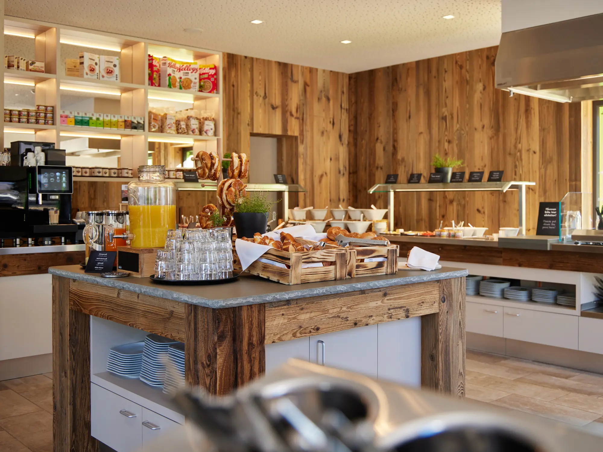 Vitales Frühstücksbuffet mit Eierbratstation