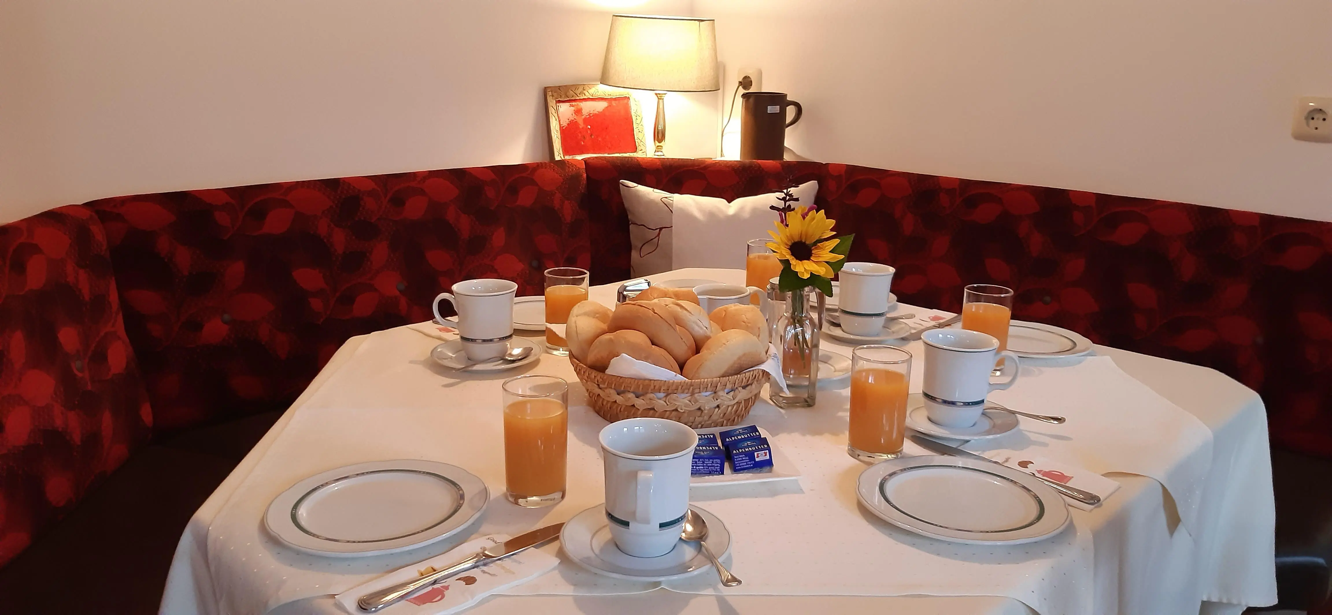 Frühstückstisch (2)