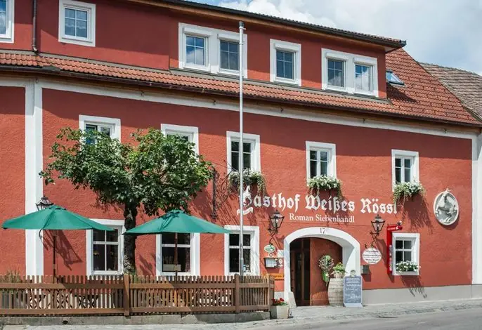 Weißes Rössl, Wirtshaus & Hotel ****