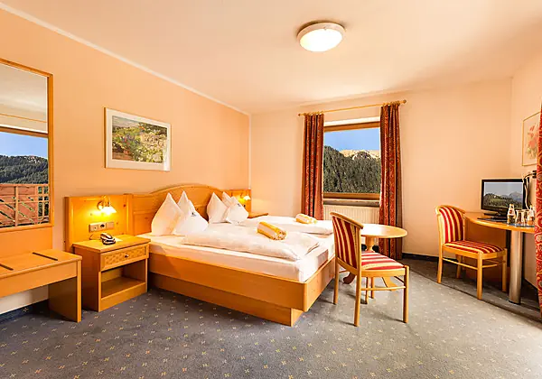 Das Doppelzimmer 'Maiern' im Hotel Schneeberg in Ridnaun