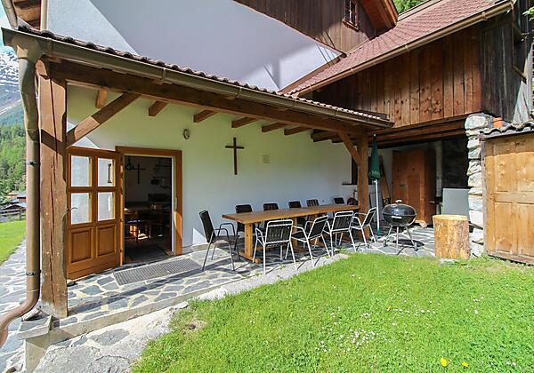 überdachte Sitzecke