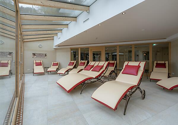 Hotel_Kerschdorfer_Wellnessbereich_Ruheraum_Liege