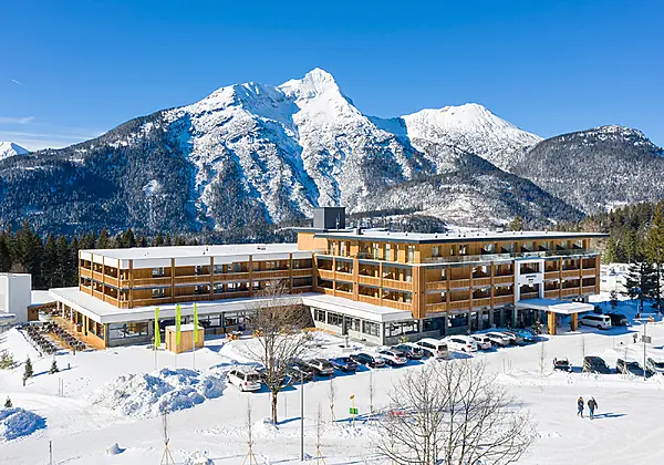 web_zugspitz_resort_0220-0432jpg.jpg
