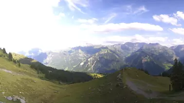 Ausblick vom Berggasthof Gumen (1.900 m)