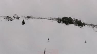 Blick auf die Pisten von Chamrousse (1.750 m)