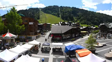 Blick auf den Ort (968 m)