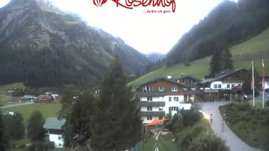 Blick durch die Gipfel