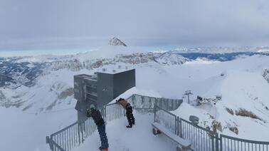 Rundumblick auf Peak Walk, Gipfel, Skigebiet Glacier 3000 mit Sessellift (2.971 m)