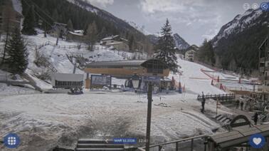 Blick auf die Talstation (1.550 m)