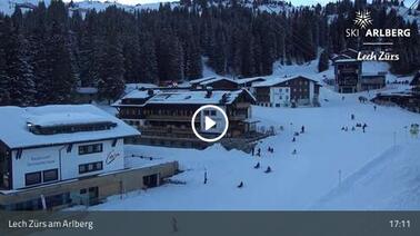 Blick auf den Lecher Ortsteil Oberlech (1.660 m)