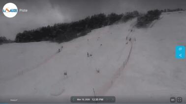 Blick auf die Pisten von Le Sauze (1.700 m)