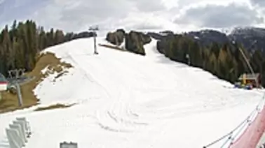 Blick auf die Pisten am Goldeck (1.454m)