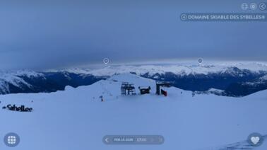 Blick auf die Bergstation L'Ouillon (2.400 m)