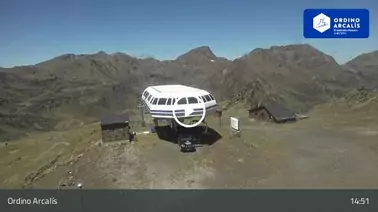 Blick auf die Skipisten (2.570 m)