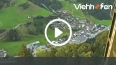 Blick auf Viehhofen (1.115 m)