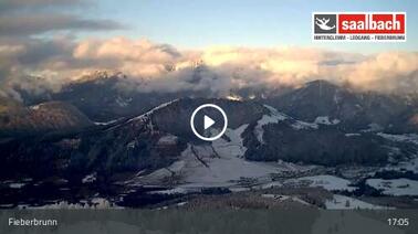 Blick vom Lärchfilzkogel auf die umliegenden Berge (1.645 m)
