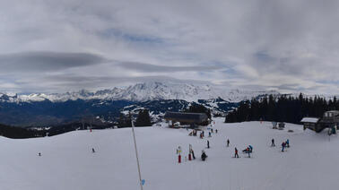 Rundblick Bergstation Pertuis