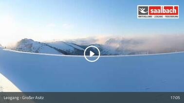 Blick auf Lifte und Pisten am Großen Asitz bei Leogang (1.872 m)