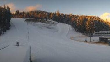 Blick auf Gerlospass Talstation und Pisten (1.474 m)