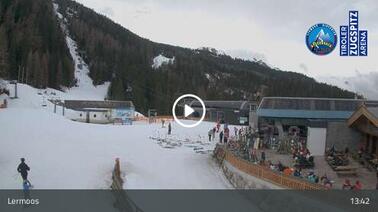 Blick auf die Bergstation (1.330 m)